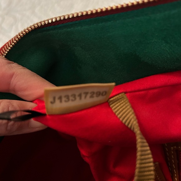 Dooney & Bourke FLORENTINE Medium Zip Cross body or shoulder bag, great cond. - Picture 8 of 16